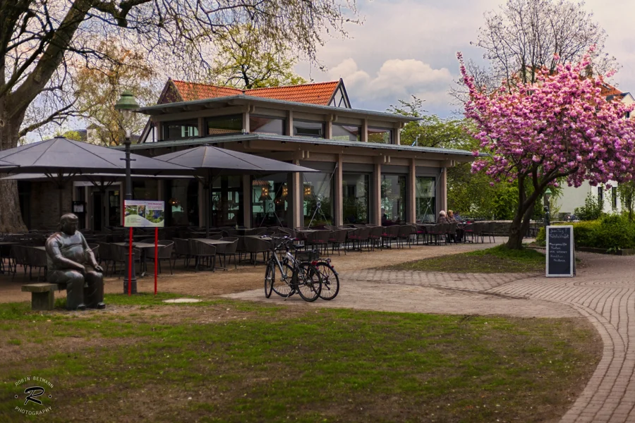 Architekturaufnahme mit markanten Linien und Perspektiven